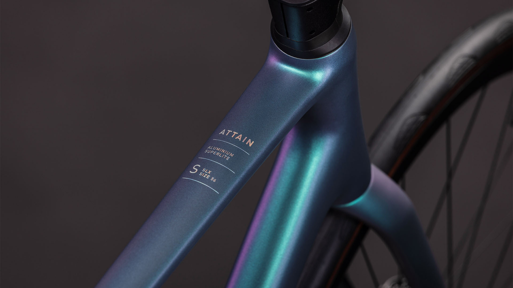 Cube Attain SLX smaragdgrey´n´prism (2026)