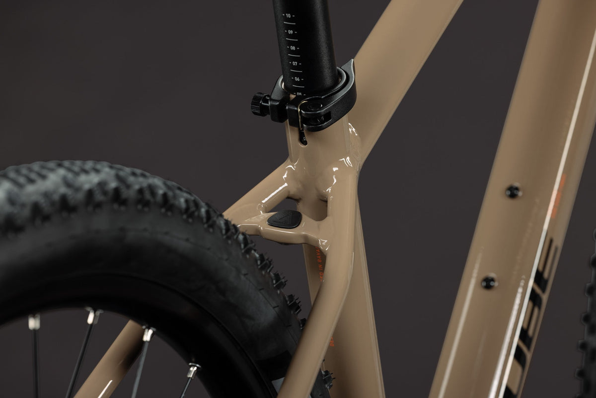 Cube Aim SLT  cappuccino´n´black (2027)